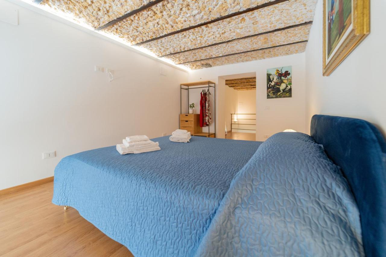 Antico Mercato Di Ortigia Lovely Apartment Syrakusa Exteriör bild